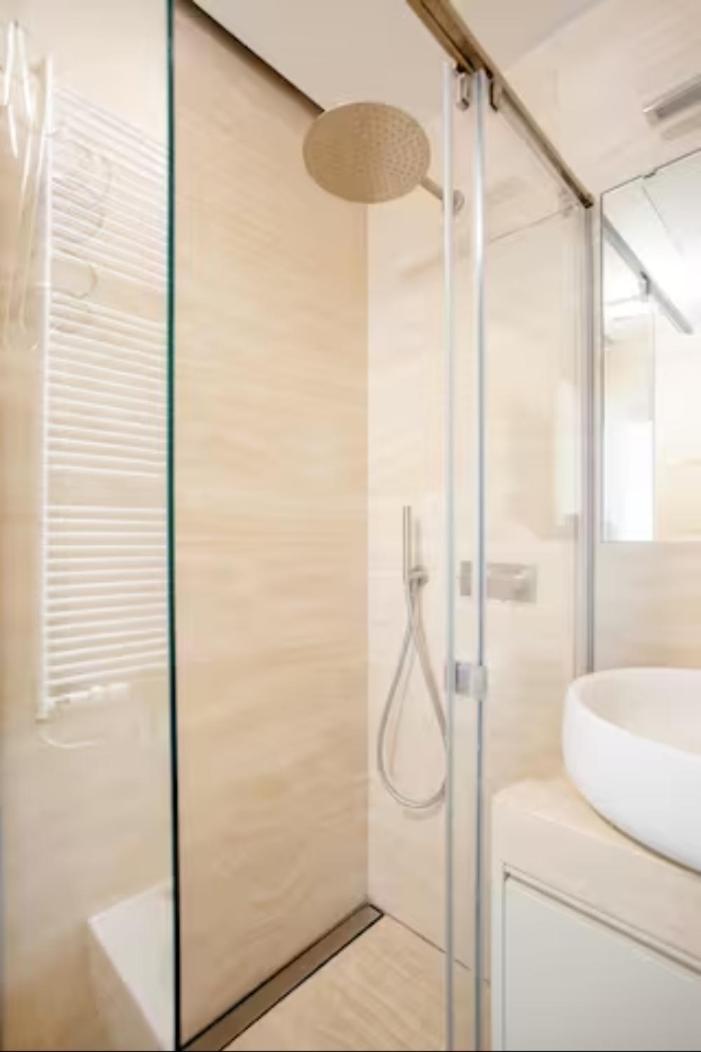 Luxury Apartment Milan Central Exterior photo