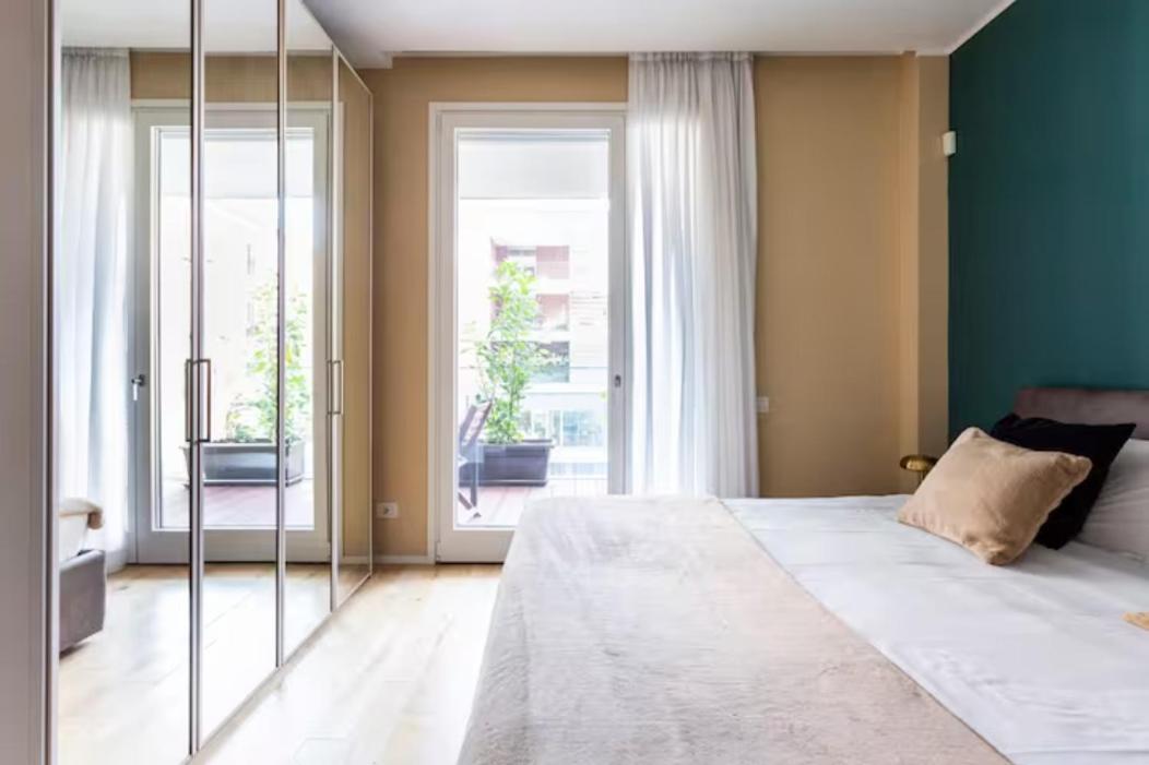 Luxury Apartment Milan Central Exterior photo